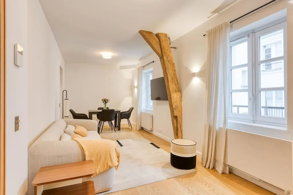 Cosy Duplex In The Heart Of Beaupassage Appartamento *