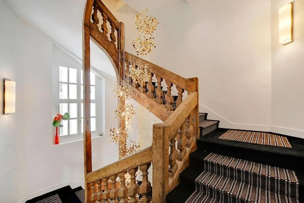 Cosy Duplex In The Heart Of Beaupassage Apartment *